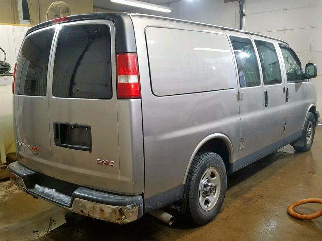 1GTFH15T141157063 - 2004 GMC SAVANA G15 GRAY photo 4