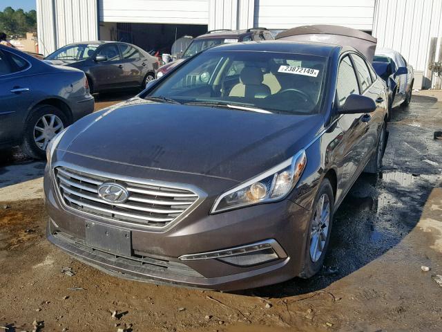 5NPE24AF4FH105405 - 2015 HYUNDAI SONATA SE GRAY photo 2