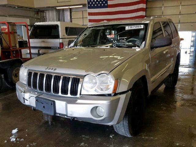 1J8HR58235C691213 - 2005 JEEP GRAND CHER SILVER photo 2