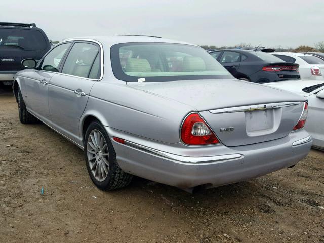 SAJWA79B16SH00180 - 2006 JAGUAR XJ8 L 银色 照片 3