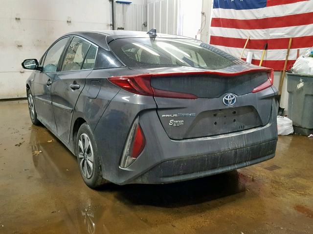 JTDKARFP8H3000952 - 2017 TOYOTA PRIUS PRIM GRAY photo 3