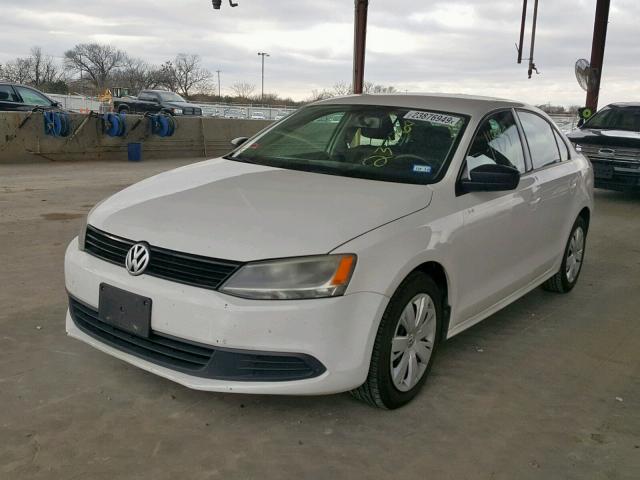 3VW2K7AJ2CM336685 - 2012 VOLKSWAGEN JETTA BASE Սպիտակ լուսանկար 2