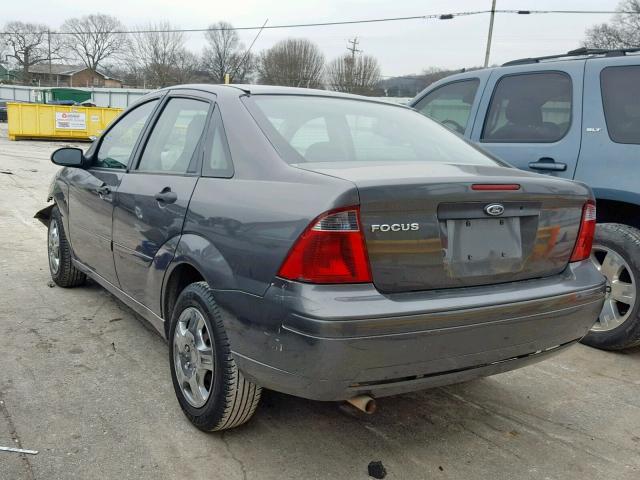 1FAHP34N27W344920 - 2007 FORD FOCUS ZX4 GRAY photo 3