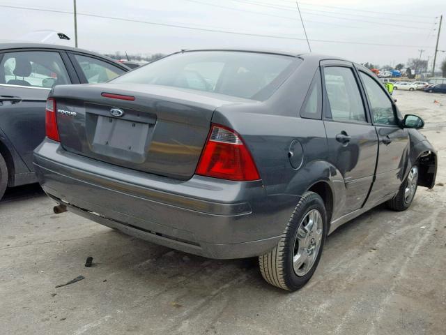 1FAHP34N27W344920 - 2007 FORD FOCUS ZX4 GRAY photo 4