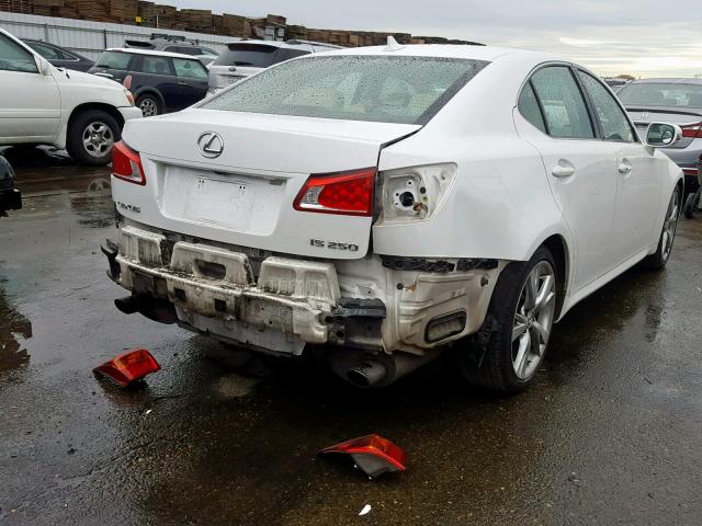 JTHBK262195091639 - 2009 LEXUS IS 250 WHITE photo 4