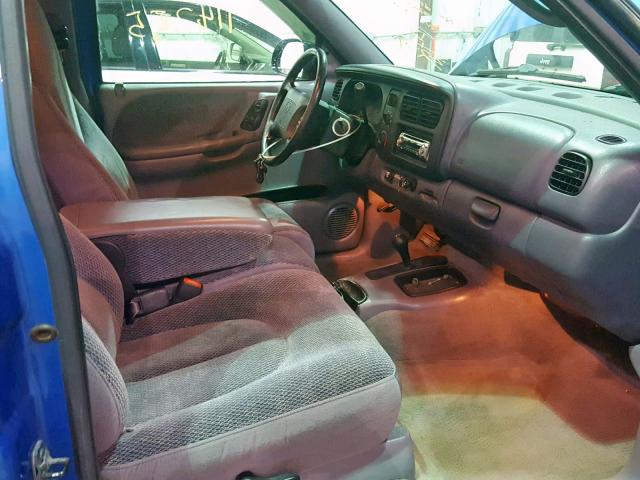 1B7GG22Y3XS293271 - 1999 DODGE DAKOTA BLUE photo 5