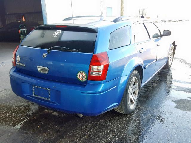 2D8FV48V35H159943 - 2005 DODGE MAGNUM SXT BLUE photo 4