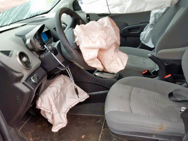 1G1JA6SH3G4124587 - 2016 CHEVROLET SONIC LS 石墨色 照片 5