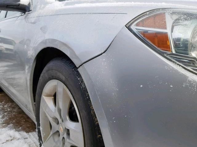 1G1ZB5EB3A4116868 - 2010 CHEVROLET MALIBU LS SILVER photo 9