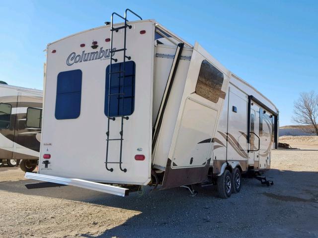 4X4FCMR25G6005970 - 2016 WILDWOOD 5TH WHEEL BEIGE photo 4