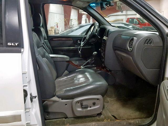 1GKDT13S422500475 - 2002 GMC ENVOY WHITE photo 5