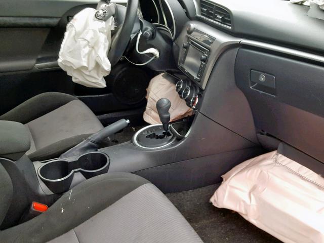 JTKJF5C73FJ012647 - 2015 TOYOTA SCION TC შავი ფოტო 5