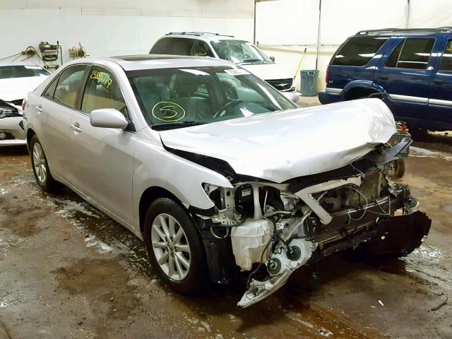 4T1BK3EK4BU117876 - 2011 TOYOTA CAMRY SE WHITE photo 1