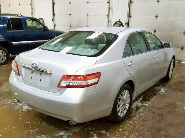 4T1BK3EK4BU117876 - 2011 TOYOTA CAMRY SE WHITE photo 4