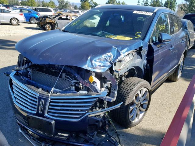 5LMCJ2C95GUJ07881 - 2016 LINCOLN MKC SELECT BLUE photo 2