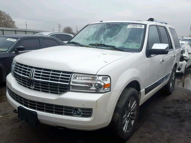 5LMJJ2H55AEJ09340 - 2010 LINCOLN NAVIGATOR WHITE photo 2