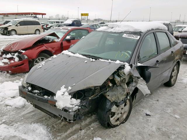 1FAFP34303W226431 - 2003 FORD FOCUS SE C BLACK photo 2