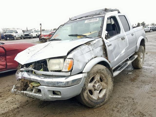 1N6ED27T9YC419168 - 2000 NISSAN FRONTIER C SILVER photo 2