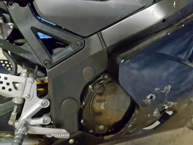 JS1GR7JA952102858 - 2005 SUZUKI GSX-R750 K BLACK photo 7