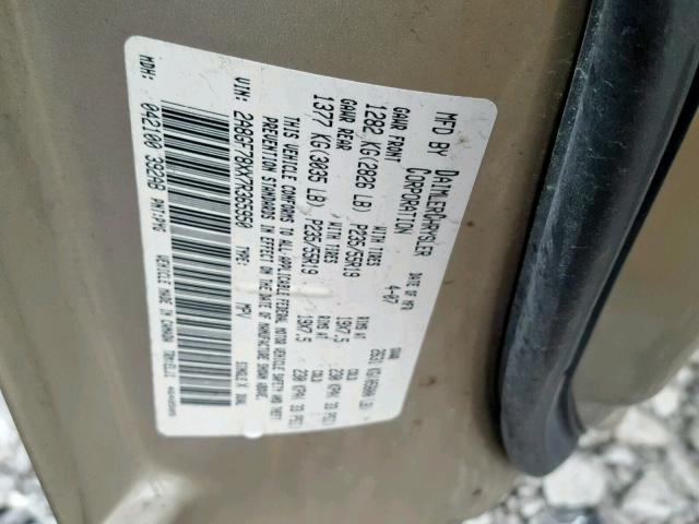 2A8GF78XX7R365950 - 2007 CHRYSLER PACIFICA L GOLD photo 10