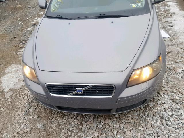 YV1MS382552101141 - 2005 VOLVO S40 2.4I GRAY photo 7