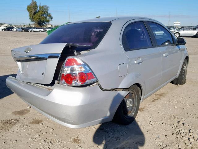 KL1TD56E49B404221 - 2009 CHEVROLET AVEO LS SILVER photo 4