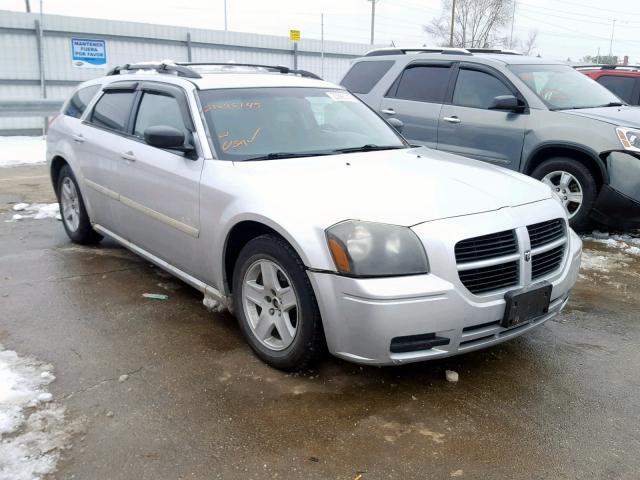 2D8FV48V55H155571 - 2005 DODGE MAGNUM SXT SILVER photo 1