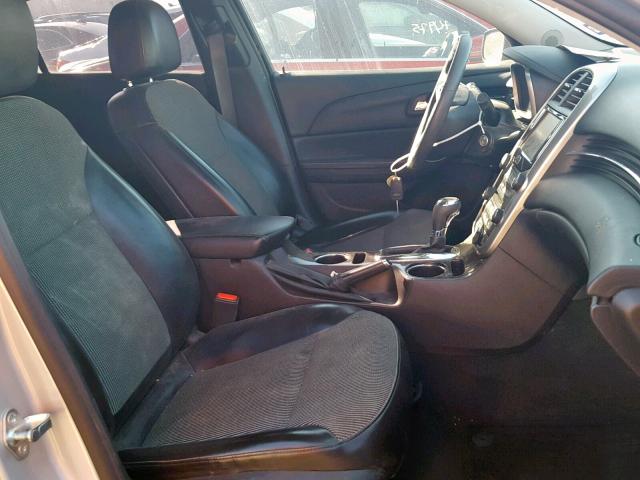 1G11C5SL8EF147129 - 2014 CHEVROLET MALIBU 1LT ვერცხლისფერი ფოტო 5