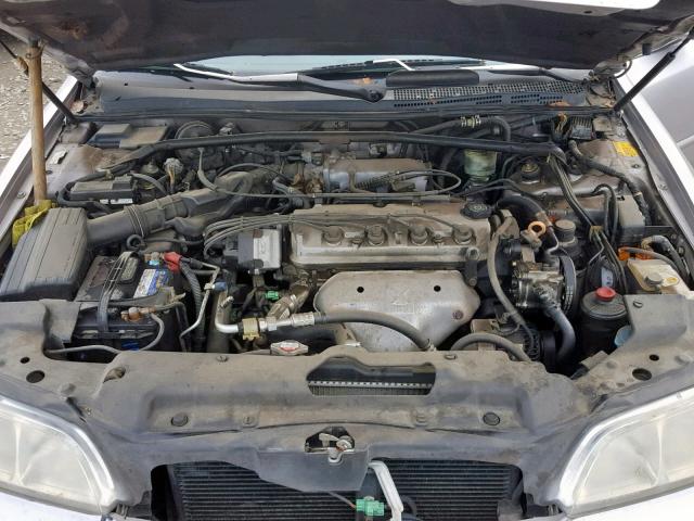 19UYA1254VL005093 - 1997 ACURA 2.2CL Gümüş fotoğraf 7