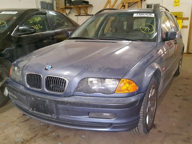 WBAAW33471EN80688 - 2001 BMW 325 IT BLUE photo 2