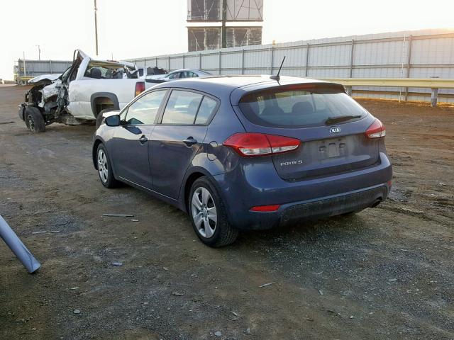 KNAFK5A86G5653299 - 2016 KIA FORTE LX GRAY photo 3