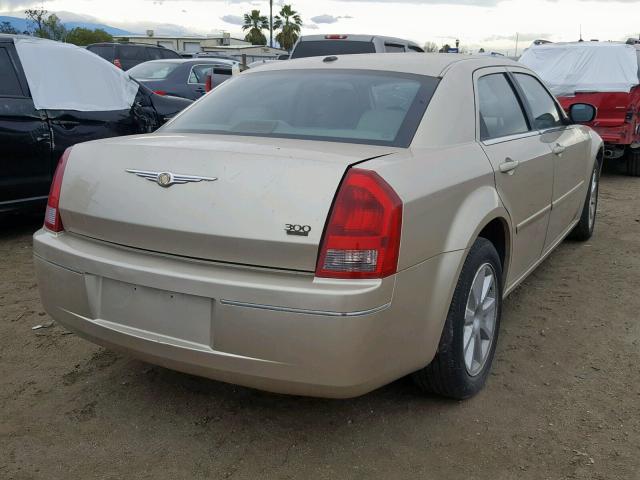 2C3LA53G57H628906 - 2007 CHRYSLER 300 TOURIN GOLD photo 4