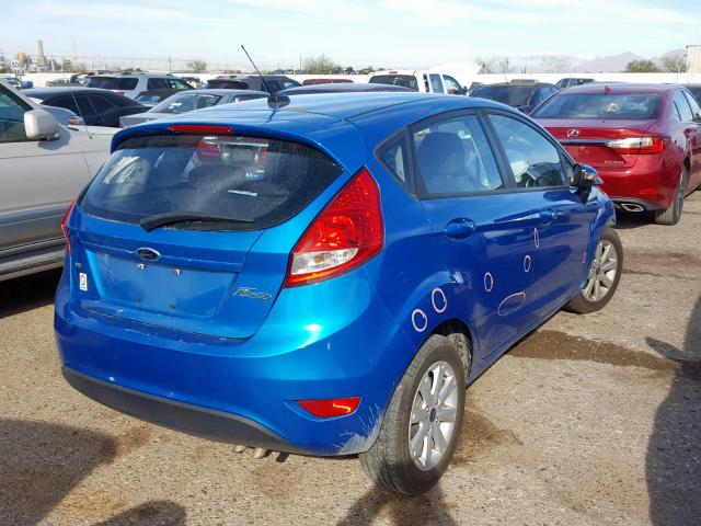 3FADP4EJ9DM119051 - 2013 FORD FIESTA SE BLUE photo 4