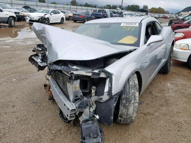 2G1FA1EV6A9205419 - 2010 CHEVROLET CAMARO LS SILVER photo 2