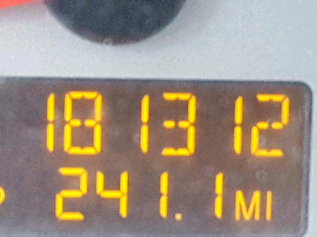 1G8AK52F63Z138147 - 2003 SATURN ION LEVEL BLACK photo 8