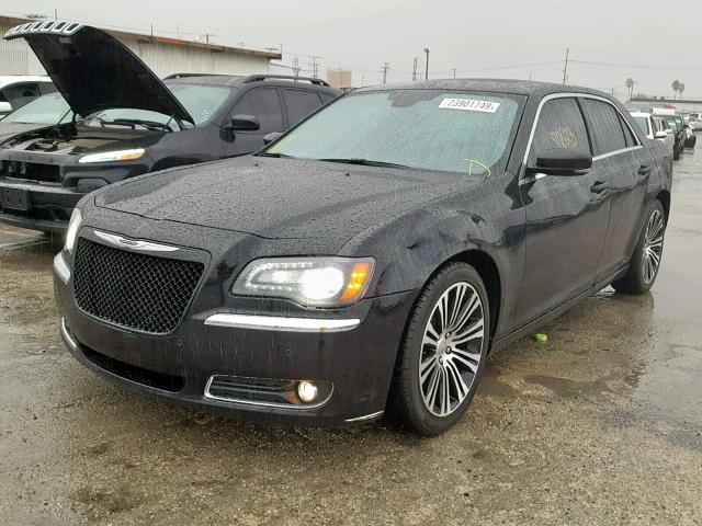 2C3CCABG9CH289534 - 2012 CHRYSLER 300 V6 BLACK photo 2