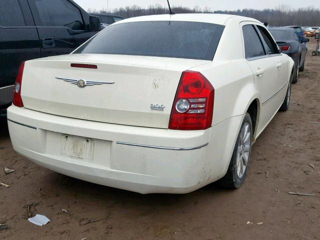 2C3LA53G08H224932 - 2008 CHRYSLER 300 TOURIN 白色 照片 4