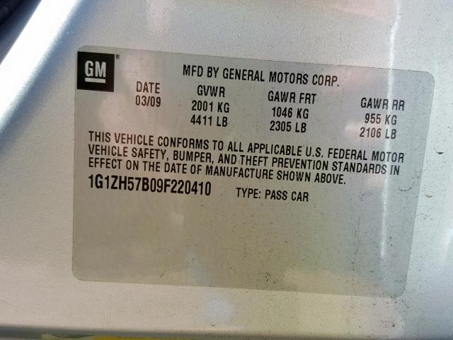 1G1ZH57B09F220410 - 2009 CHEVROLET MALIBU 1LT SILVER photo 10