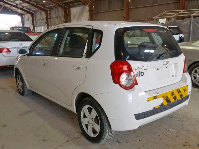 KL1TD66E99B396445 - 2009 CHEVROLET AVEO LS WHITE photo 3