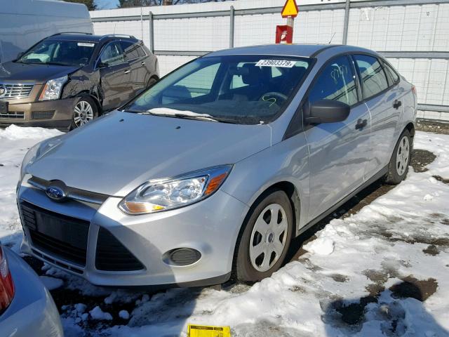 1FADP3E21EL309979 - 2014 FORD FOCUS S SILVER photo 2