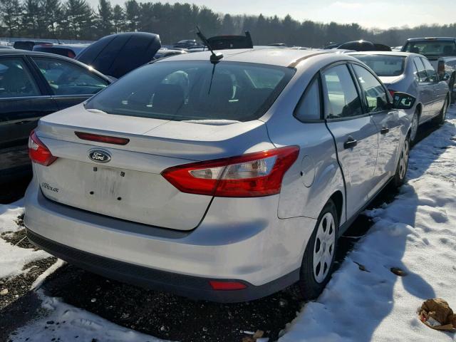 1FADP3E21EL309979 - 2014 FORD FOCUS S SILVER photo 4