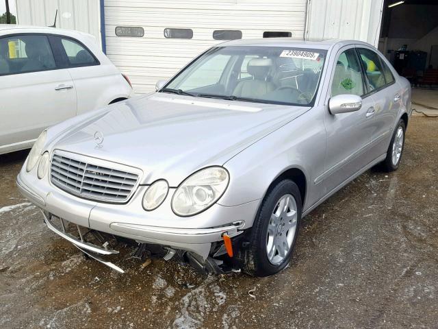 WDBUF65J73A131086 - 2003 MERCEDES-BENZ E 320 SILVER photo 2