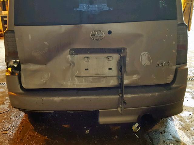 JTLKT324154027942 - 2005 TOYOTA SCION XB Күміс фото 9