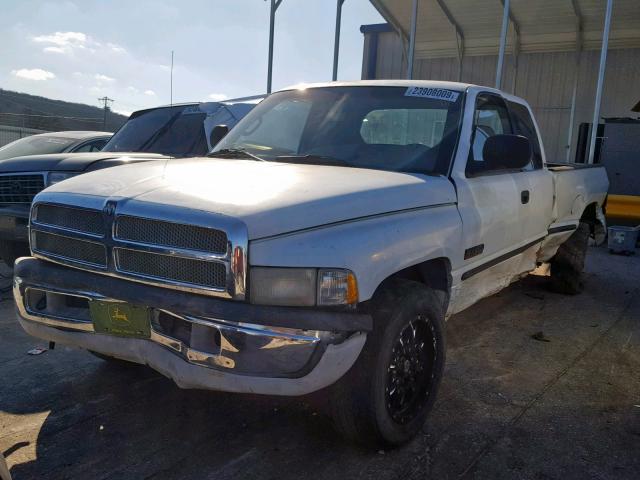 3B7KC22D8WG111010 - 1998 DODGE RAM 2500 WHITE photo 2