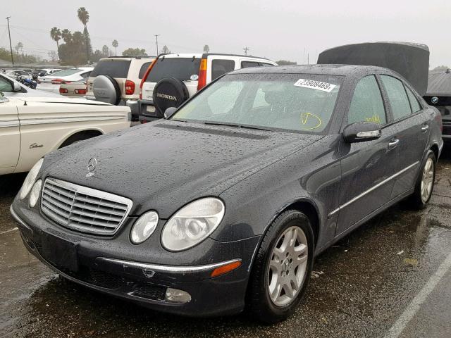 WDBUF65J73A272949 - 2003 MERCEDES-BENZ E 320 BLACK photo 2