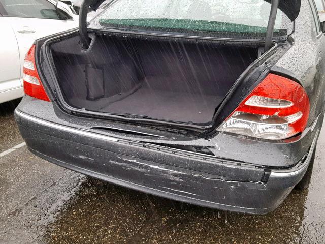 WDBUF65J73A272949 - 2003 MERCEDES-BENZ E 320 BLACK photo 9