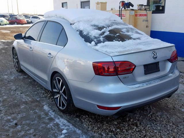 3VW4T7AJ6EM208975 - 2014 VOLKSWAGEN JETTA GLI SILVER photo 3