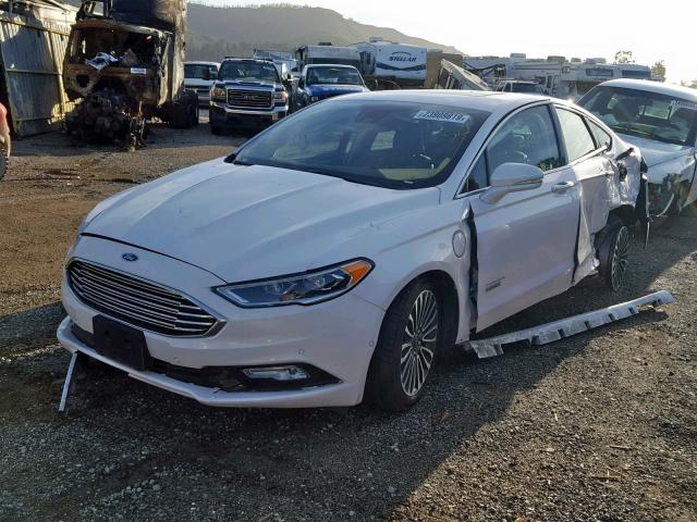 3FA6P0SU2HR379610 - 2017 FORD FUSION TIT WHITE photo 2