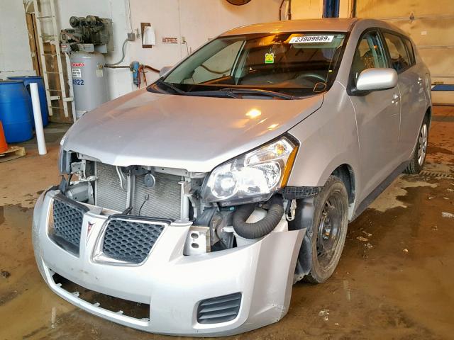 5Y2SL67849Z447471 - 2009 PONTIAC VIBE SILVER photo 2