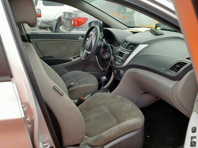 KMHCT4AE8EU623206 - 2014 HYUNDAI ACCENT GLS ვერცხლისფერი ფოტო 5